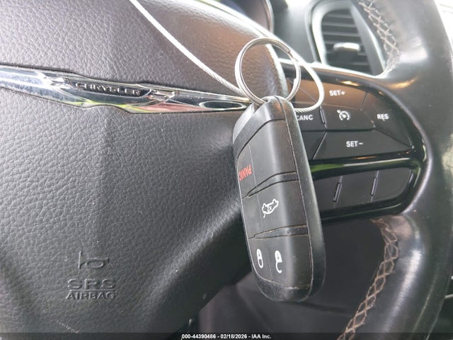 Aukcja sprzedaży 2019 Chrysler 300 300s, vin: 2C3CCABG8KH697540, numer aukcji: 44390486