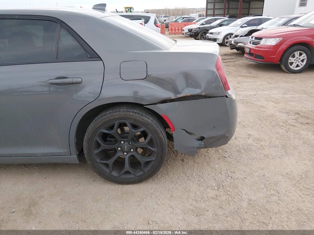 Aukcja sprzedaży 2019 Chrysler 300 300s, vin: 2C3CCABG8KH697540, numer aukcji: 44390486