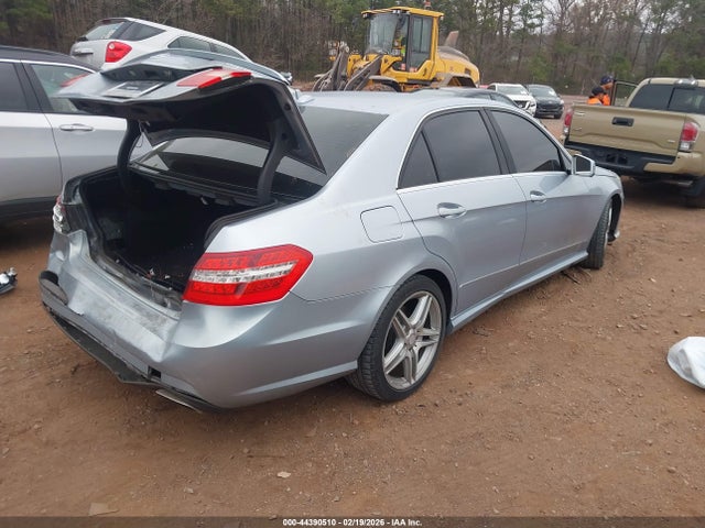 2013 Mercedes-benz E 350 4matic მანქანა იყიდება აუქციონზე, vin: WDDHF8JB9DA698145, აუქციონის ნომერი: 44390510
