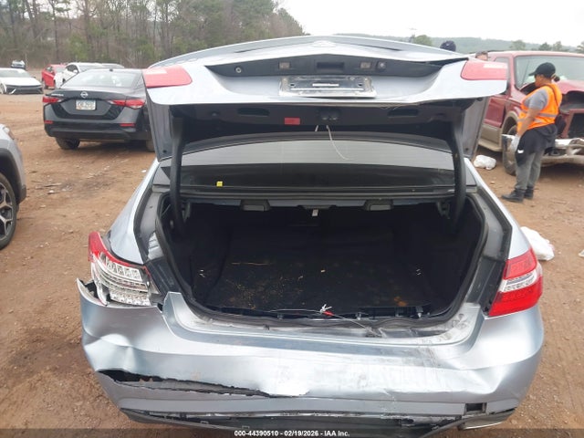 2013 Mercedes-benz E 350 4matic მანქანა იყიდება აუქციონზე, vin: WDDHF8JB9DA698145, აუქციონის ნომერი: 44390510