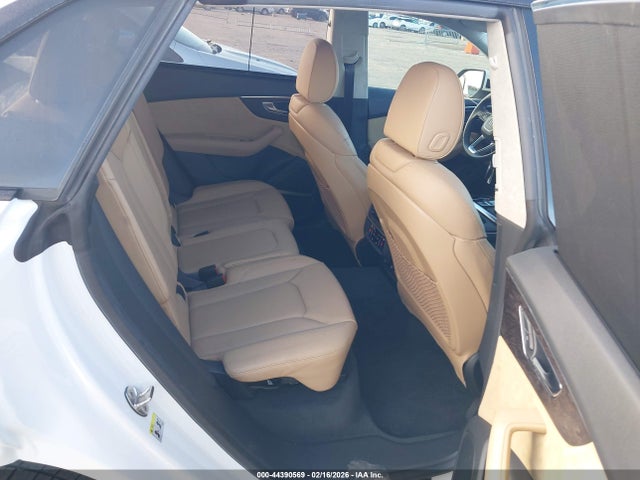 2019 AUDI Q8 WA1FVAF10KD042272 Photo 7