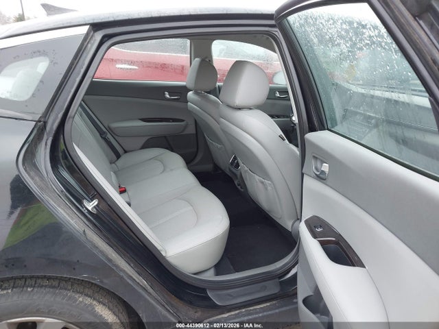 5XXGU4L38HG161593 KIA OPTIMA EX