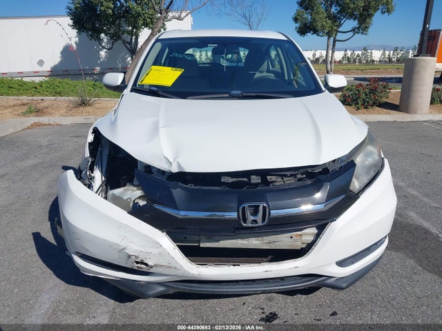 3CZRU5H36HM709333 Honda HR-V LX
