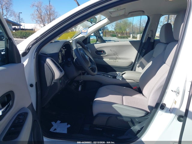 3CZRU5H36HM709333 Honda HR-V LX