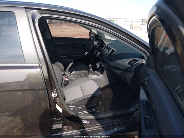 2015 MITSUBISHI LANCER EVOLUTION JA32W8FV0FU021245 Photo 4