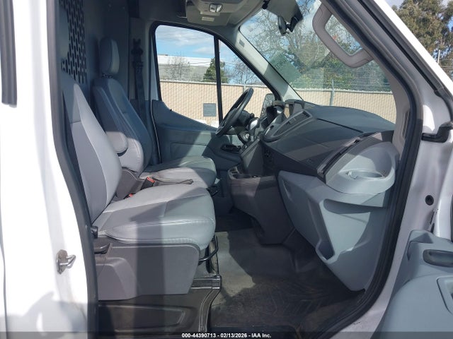 2015 Ford Transit-250 მანქანა იყიდება აუქციონზე, vin: 1FTNR2CG4FKA41180, აუქციონის ნომერი: 44390713