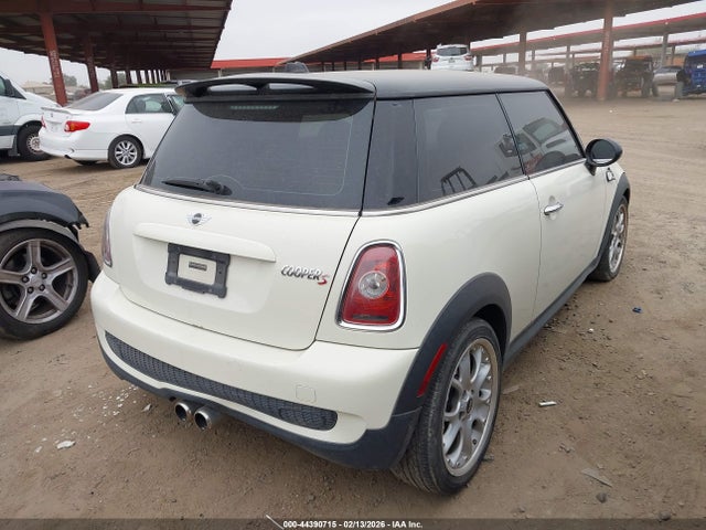 2010 MINI COOPER S WMWMF7C56ATW89409 Photo 3
