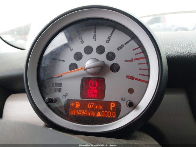 2010 MINI COOPER S WMWMF7C56ATW89409 Photo 6