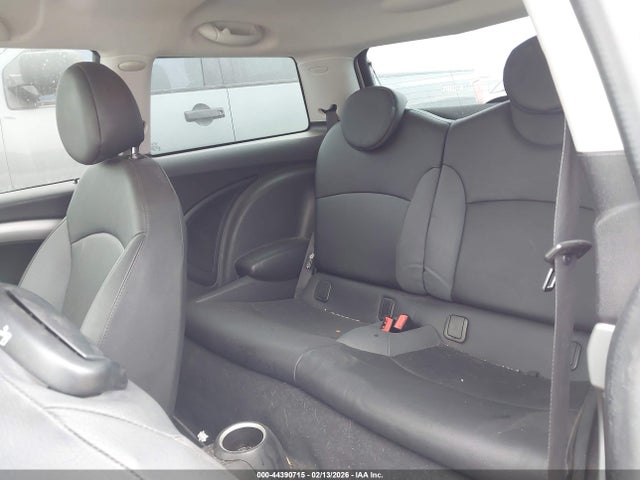 2010 MINI COOPER S WMWMF7C56ATW89409 Photo 7