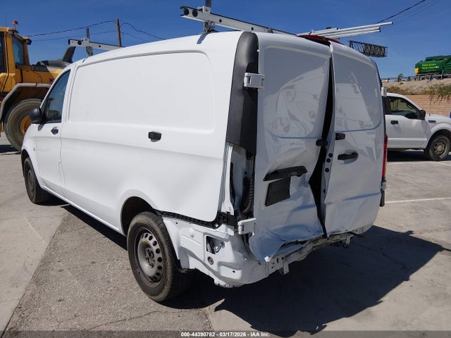 2023 MERCEDES-BENZ METRIS W1YV0BEYXP4253406 Photo 2