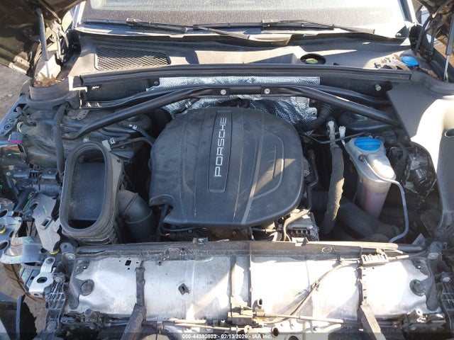 2017 PORSCHE MACAN WP1AA2A59HLB03465 Photo 9