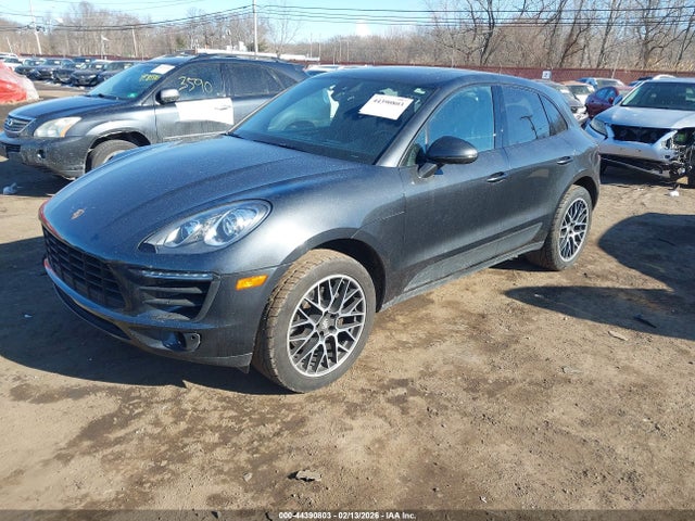 2017 PORSCHE MACAN WP1AA2A59HLB03465 Photo 1