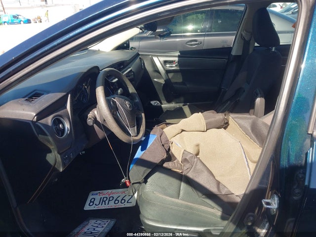 5YFBURHE4KP949738 Toyota COROLLA LE