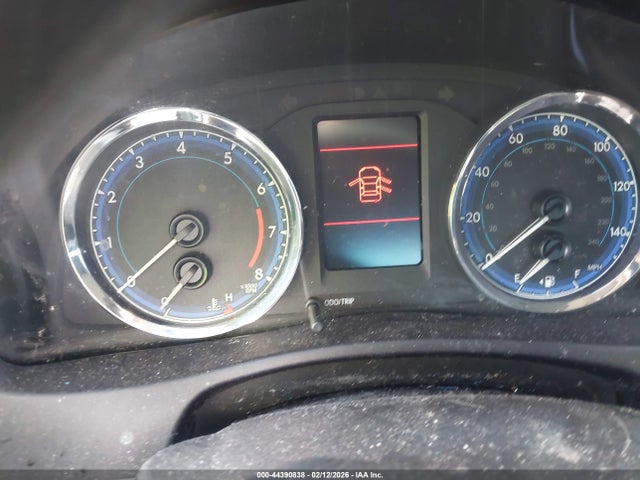 5YFBURHE4KP949738 Toyota COROLLA LE
