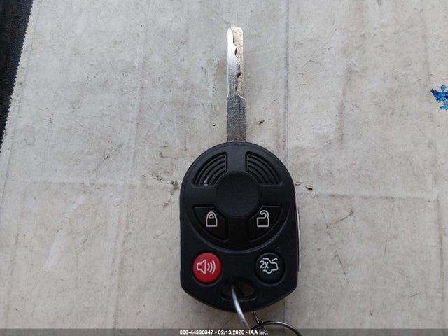 1FADP3M20JL231058 Ford FOCUS SEL