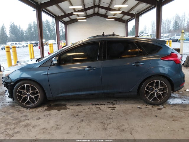 1FADP3M20JL231058 Ford FOCUS SEL