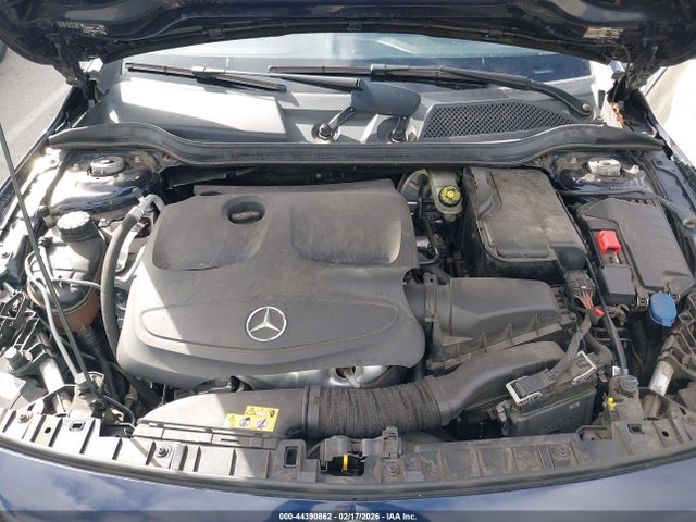 WDCTG4EBXHJ319741 Mercedes-Benz GLA 250