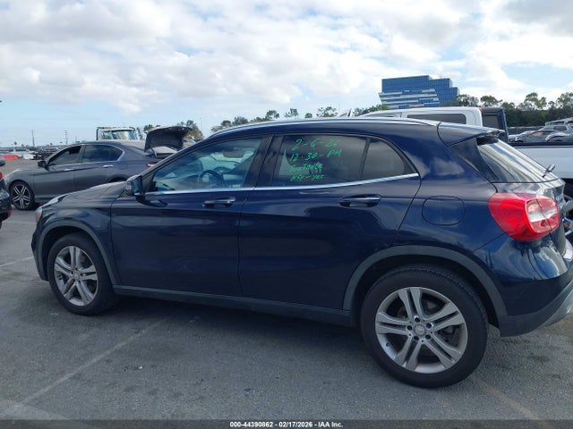 WDCTG4EBXHJ319741 Mercedes-Benz GLA 250