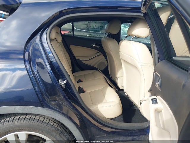 WDCTG4EBXHJ319741 Mercedes-Benz GLA 250