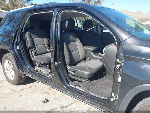 1GNERGKW5JJ234661 Chevrolet Traverse 1lt