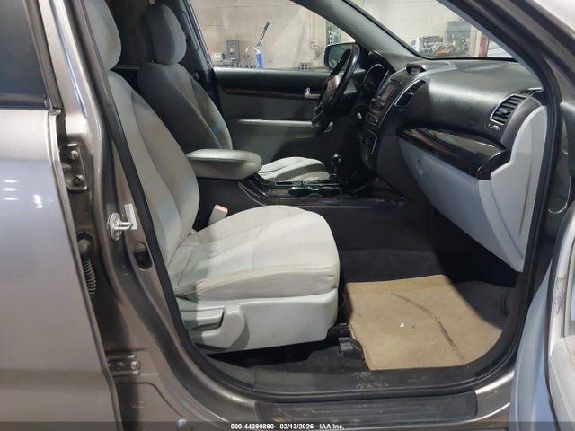 2014 KIA SORENTO 5XYKTCA63EG478810 Photo 4