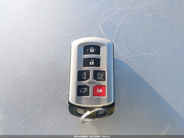 2017 TOYOTA SIENNA 5TDDZ3DC8HS147513 Photo 10