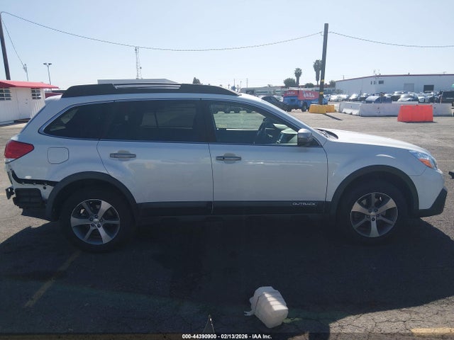 Subaru Outback 3.6r Limited 2014 4S4BRDPC8E2278769 Image 14