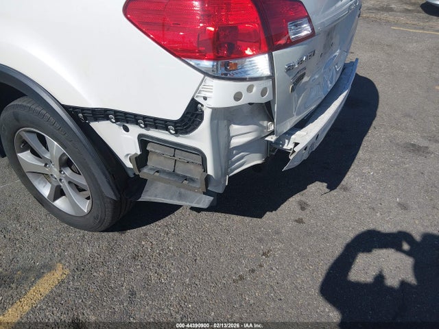 Subaru Outback 3.6r Limited 2014 4S4BRDPC8E2278769 Image 19