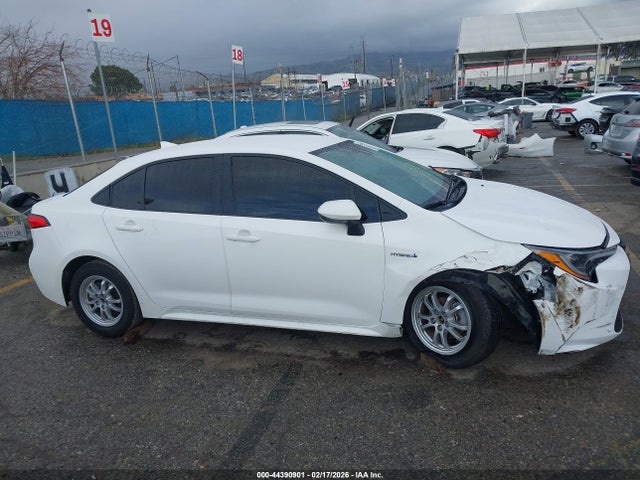 Toyota Corolla Hybrid Le 2020 JTDEBRBE6LJ024265 Image 13