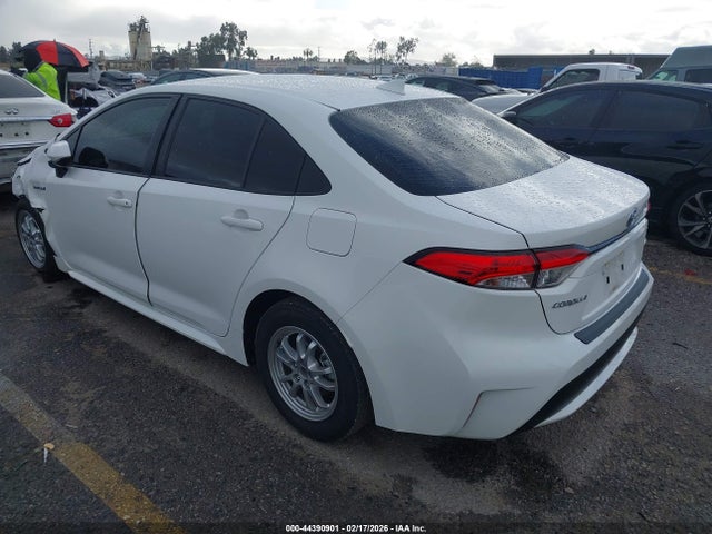 Toyota Corolla Hybrid Le 2020 JTDEBRBE6LJ024265 Image 3