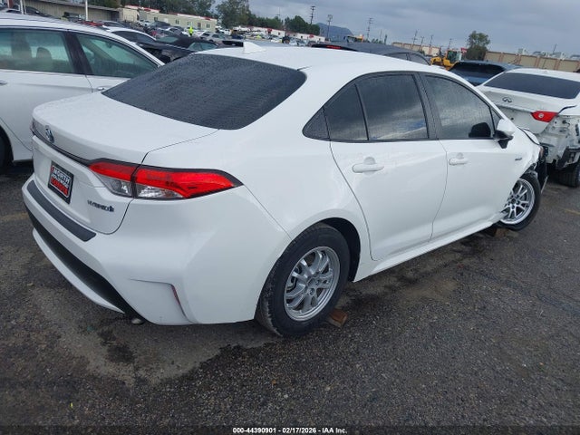 Toyota Corolla Hybrid Le 2020 JTDEBRBE6LJ024265 Image 4