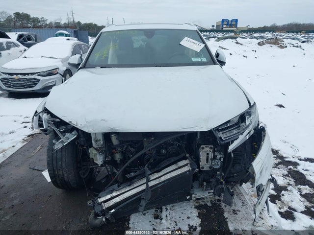 44390933 :رقم المزاد ، WA1AHAF76KD047661 vin ، 2019 Audi Q7 45 Premium مزاد بيع