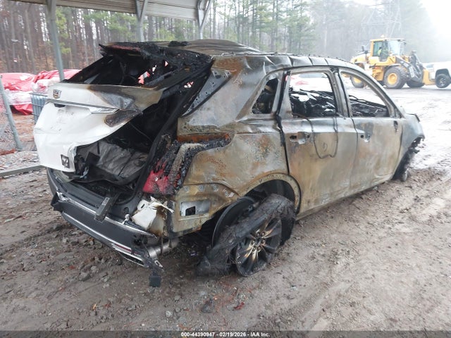 2022 CADILLAC XT5 1GYKNCRS1NZ148431 Photo 3