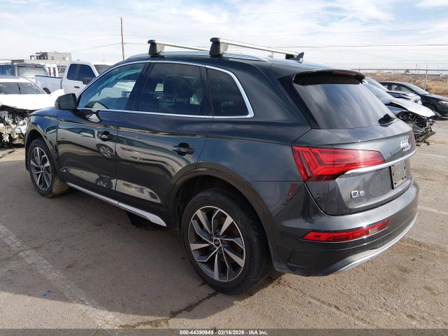 2021 AUDI Q5 WA1BAAFY0M2013098 Photo 2