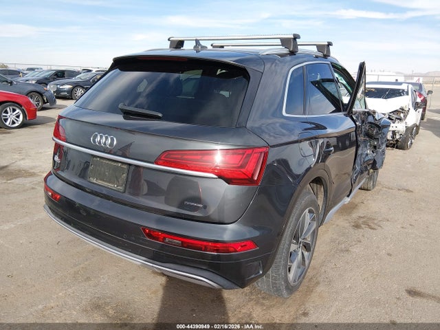 2021 AUDI Q5 WA1BAAFY0M2013098 Photo 3