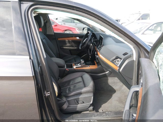 2021 AUDI Q5 WA1BAAFY0M2013098 Photo 4