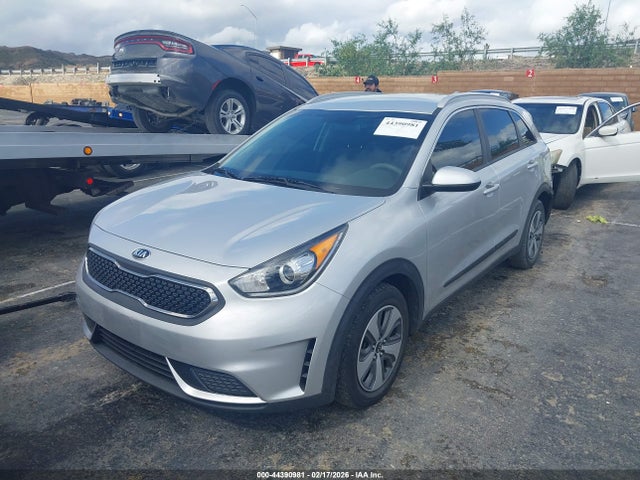 KIA NIRO LX 2019 KNDCB3LC6K5344792 Image 2