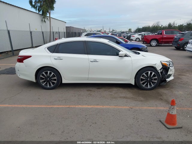 1N4AL3AP5JC140351 Nissan Altima 2.5 Sv