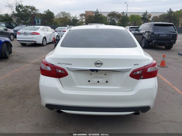 1N4AL3AP5JC140351 Nissan Altima 2.5 Sv