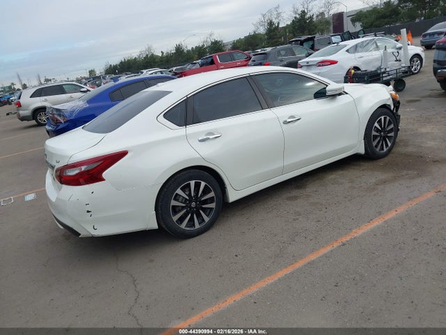 1N4AL3AP5JC140351 Nissan Altima 2.5 Sv