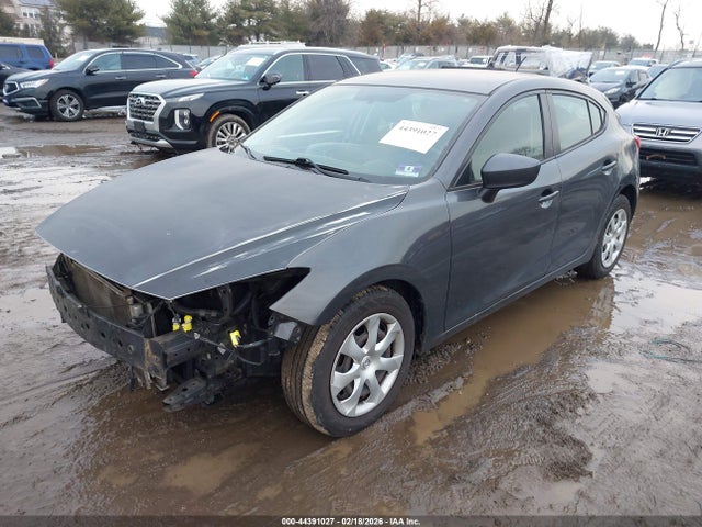 44391027 :رقم المزاد ، 3MZBM1K74FM184830 vin ، 2015 Mazda Mazda3 I Sport مزاد بيع