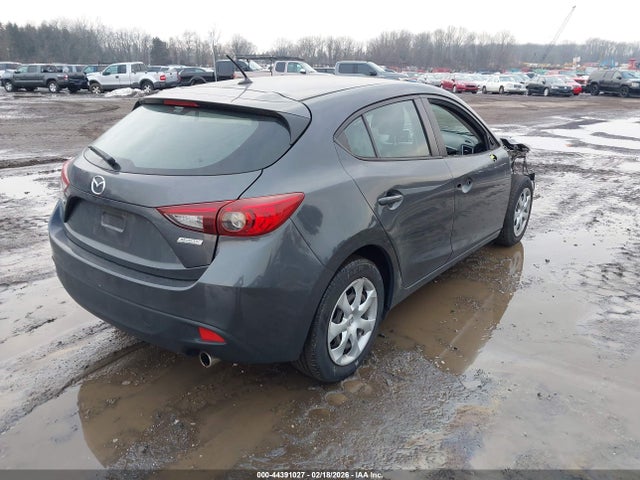 44391027 :رقم المزاد ، 3MZBM1K74FM184830 vin ، 2015 Mazda Mazda3 I Sport مزاد بيع