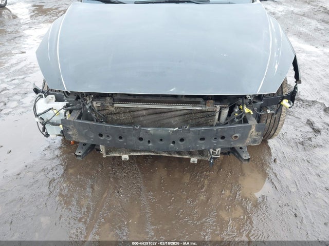 44391027 :رقم المزاد ، 3MZBM1K74FM184830 vin ، 2015 Mazda Mazda3 I Sport مزاد بيع
