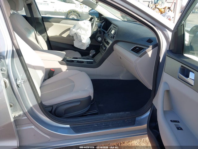 5NPE24AFXGH419075 Hyundai Sonata