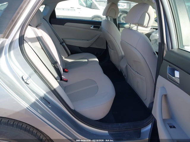 5NPE24AFXGH419075 Hyundai Sonata