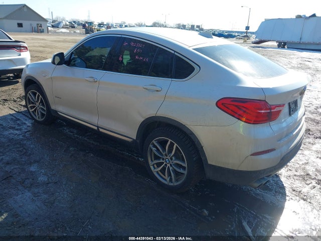 44391043 :رقم المزاد ، 5UXXW3C58G0R19968 vin ، 2016 Bmw X4 Xdrive28i مزاد بيع