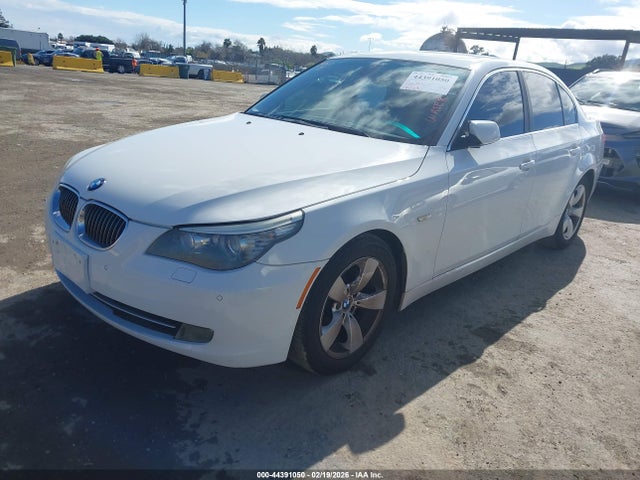 2008 Bmw 528i მანქანა იყიდება აუქციონზე, vin: WBANU53568C115899, აუქციონის ნომერი: 44391050
