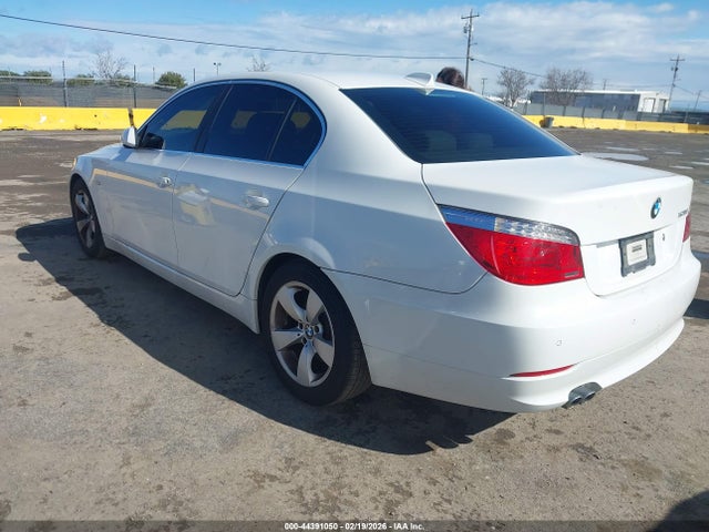 2008 Bmw 528i მანქანა იყიდება აუქციონზე, vin: WBANU53568C115899, აუქციონის ნომერი: 44391050