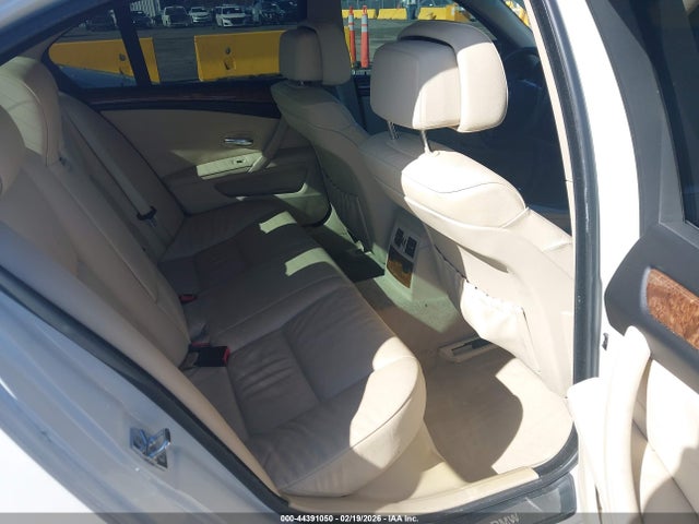 2008 Bmw 528i მანქანა იყიდება აუქციონზე, vin: WBANU53568C115899, აუქციონის ნომერი: 44391050