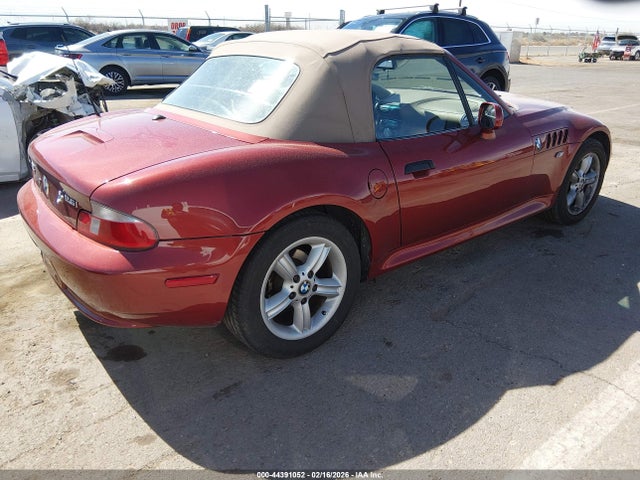 2001 BMW Z3 WBACN33451LM04388 Photo 3